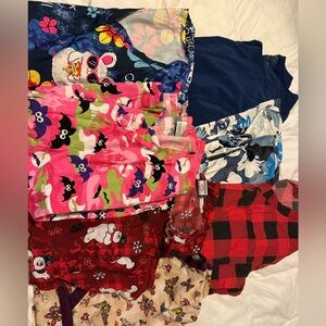 7 size medium women’s scrub shirts